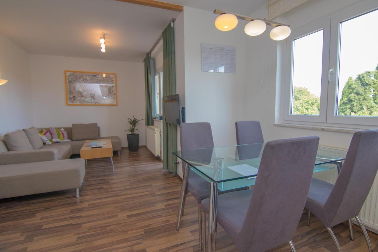 Apartment Krk Eksteriør billede